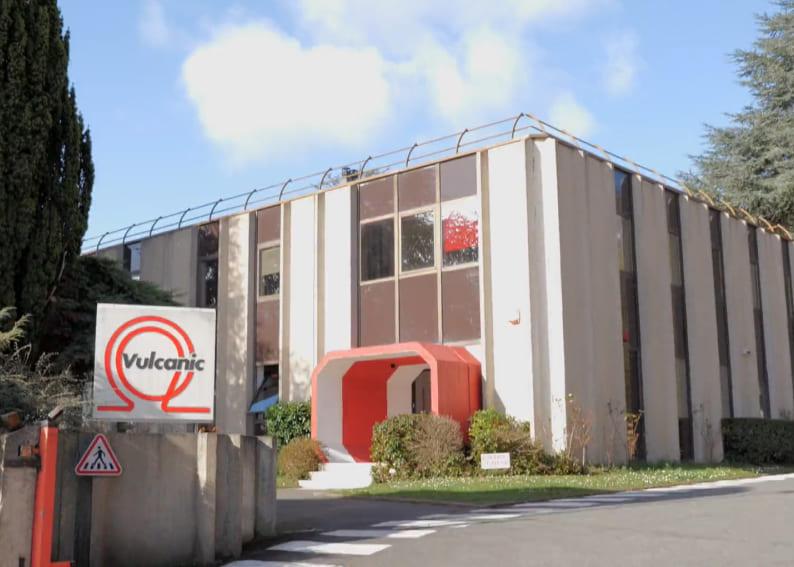 vulcanic premises